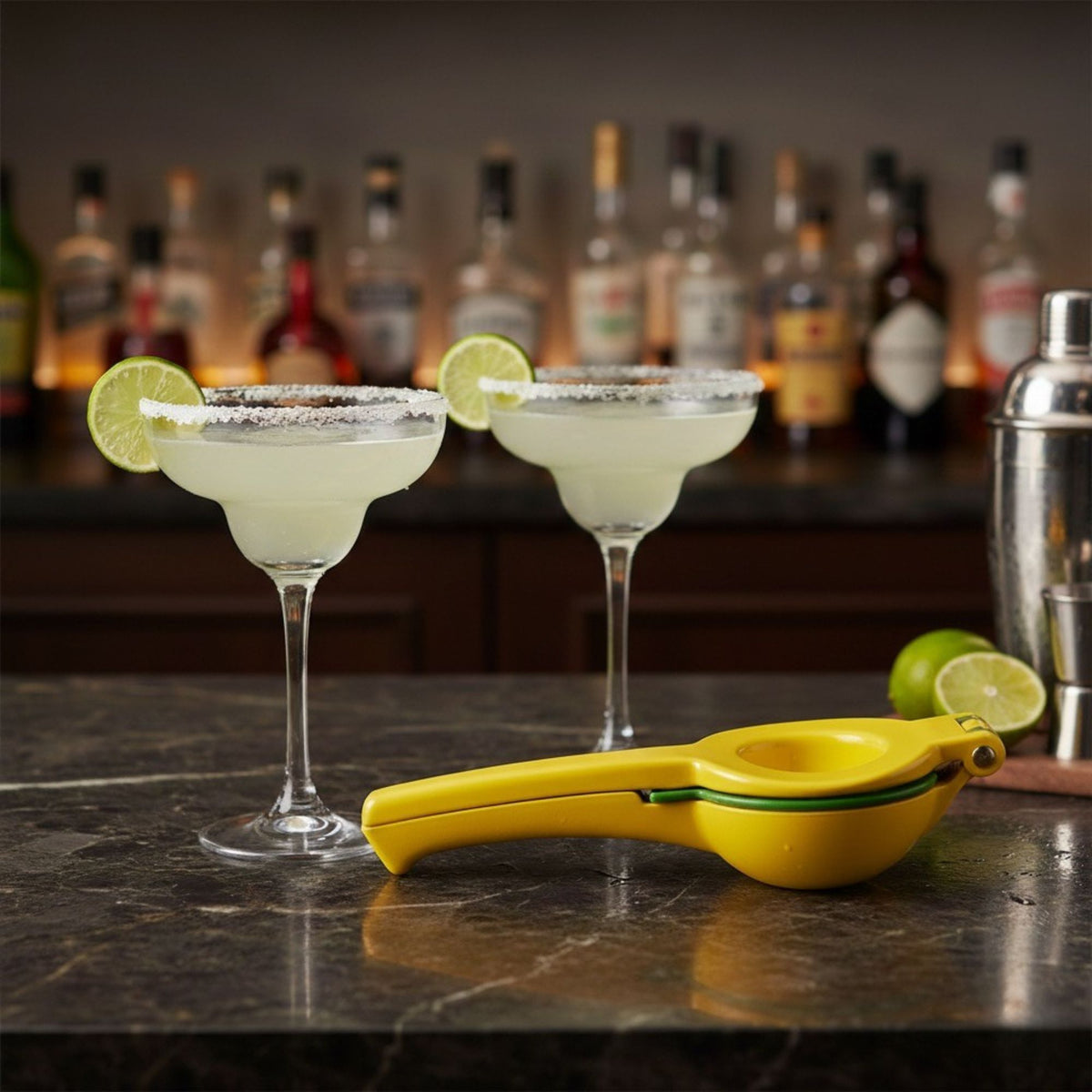 Dual-Sized Citrus Juicer & Squeezer